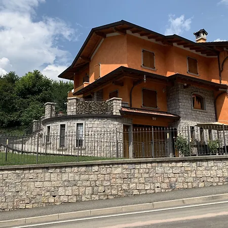 San Pellegrino Terme Alojamento de Acomodação e Pequeno-almoço